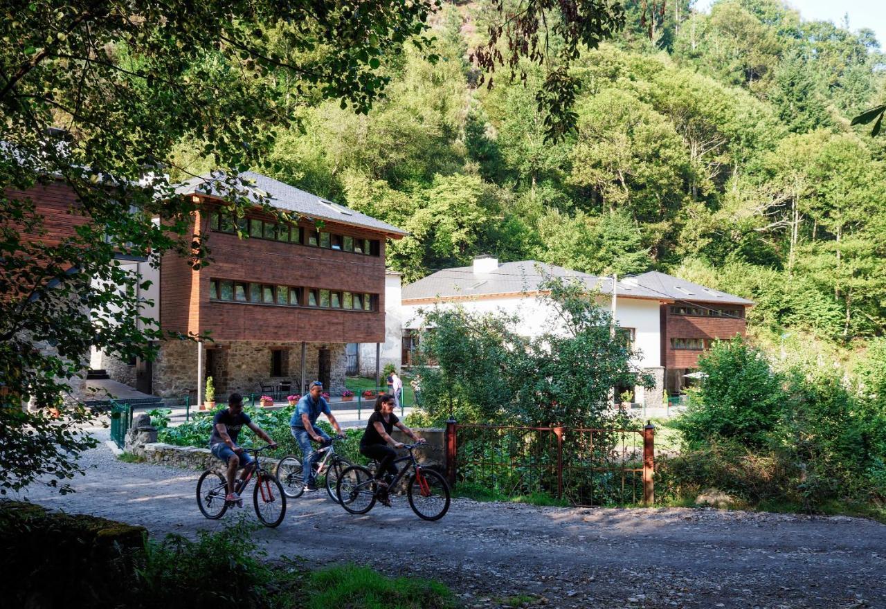Hotel Rural Las Montanas De Pumar Besullo Exterior foto